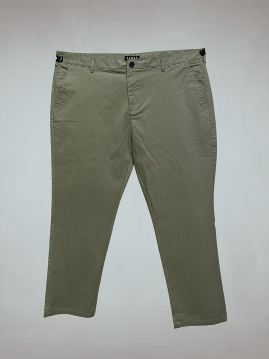 Plus Size Green Cotton Pant – Casual Fit